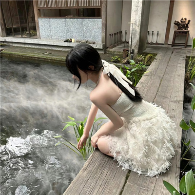 锡林郭勒盟伴游女生仇吉月的资料